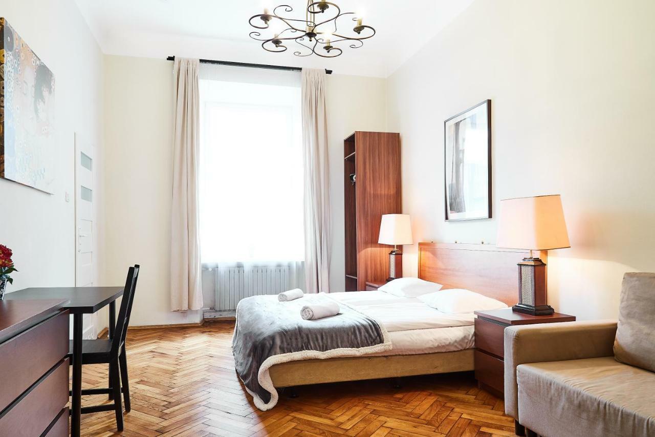 Prestige Location Apartments Pijarska Street Kraków Exteriör bild